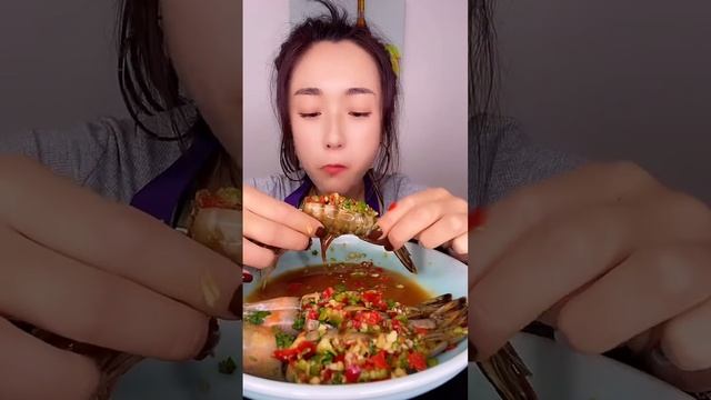 THÁNH ĂN TÔM SỐNG MUKBANG フードシェアリングブラックタイガーエビ 음식 공유 블랙 타이거 새우 Black Tiger Garnelen กินกุ้งดิบ #1162 смотреть онлайн