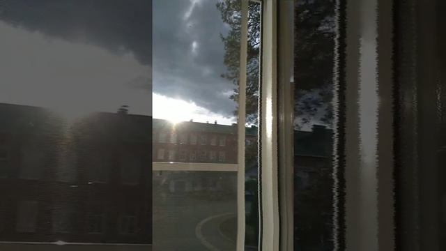 Корабль НЛО посылает луч👽🤷🛸 смотреть онлайн