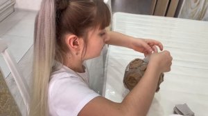 Макет Луны своими руками в технике папье-маше