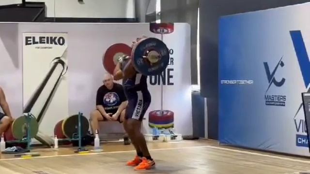 sir Lanka weightlifting/ poorna kahingala / clin&jak 121 kg смотреть онлайн