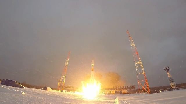 Soyuz-2.1b launches Kosmos-2524 смотреть онлайн