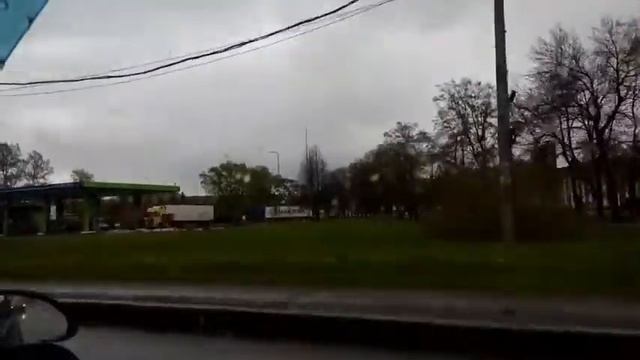 Май 16. Дождь. Едем в магазин. смотреть онлайн