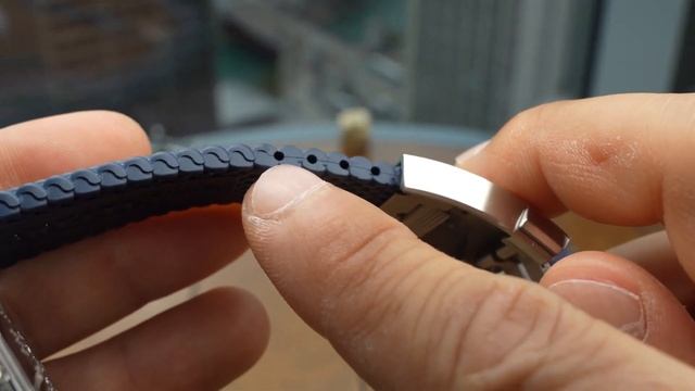 22mm blue Breitling rubber milanese strap with deployant buckle 2021 смотреть онлайн