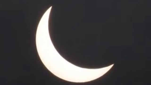 Солнечное затмение / Solar Eclipse / 2015 смотреть онлайн