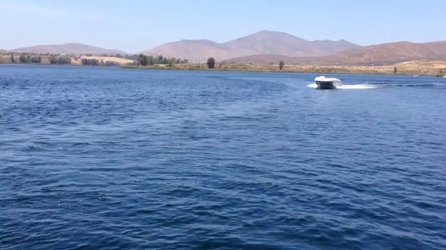 Tahoe 220 deck boat lake test for sale смотреть онлайн