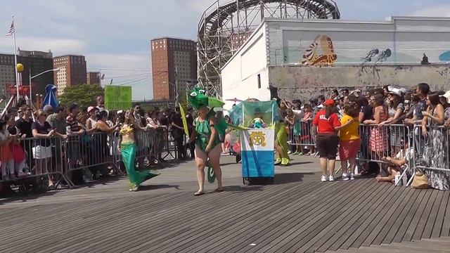 ПРАЗДНИК НЕПТУНА 2014 В НЬЮ - ЙОРКЕ смотреть онлайн