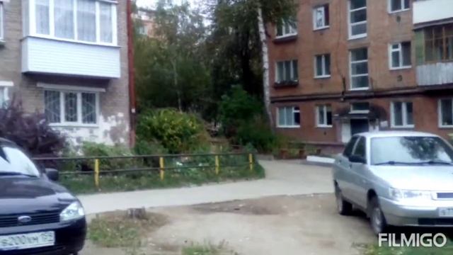 Прогулка перед дождем, скоро зима. Проблема с обувью. смотреть онлайн