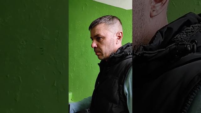 БеспределТулаПродали с торгов чужую квартиру с многодетной семьей.Попытка захвата силой недвижимост