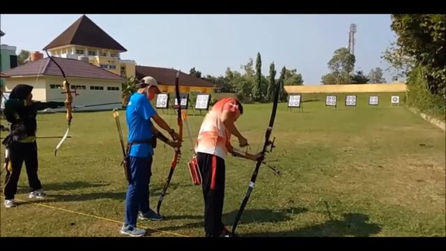 WEIGHT R2 FOR BAREBOW STYLE смотреть онлайн