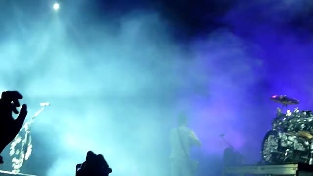 30 Seconds To Mars - Attack - Paris Bercy 05 03 10 HD смотреть онлайн