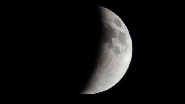 Total Lunar Eclipse April 14-15, 2014 Time Lapse смотреть онлайн