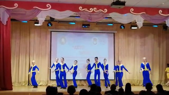 "Если город танцует" смотреть онлайн