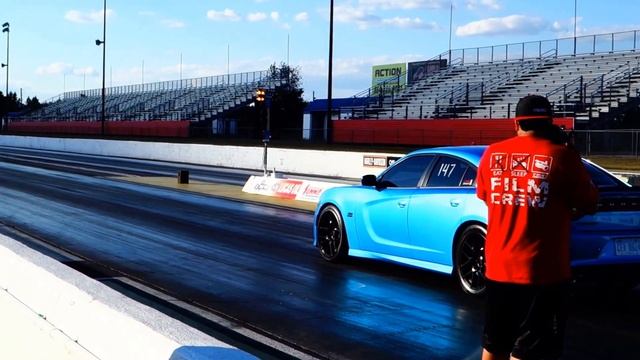 2016 Charger R/T Scat Pack 1/4 Mile!! Dead Hooking?! смотреть онлайн