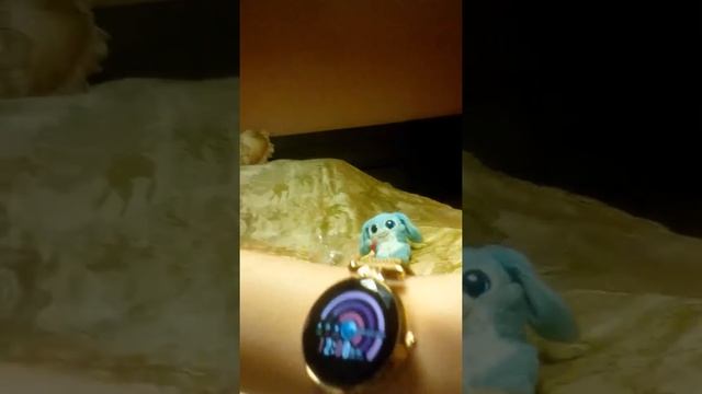 Распаковки подарков мне подарили золотые часы😳😳🙄😱 смотреть онлайн