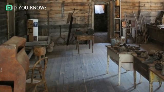 The Government Will Actually Pay People To Live In This Bizarre Ghost Town смотреть онлайн