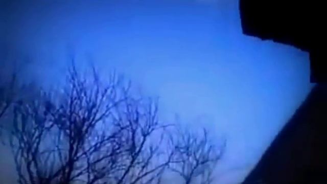 Челябинский метеорит.\Space attack on the Ural.Meteorite in Chelyabinsk.Russia смотреть онлайн