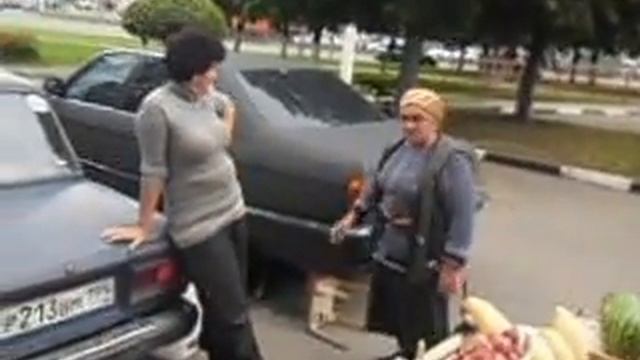 Торговки толерантной национальности,Профсоюзная 104