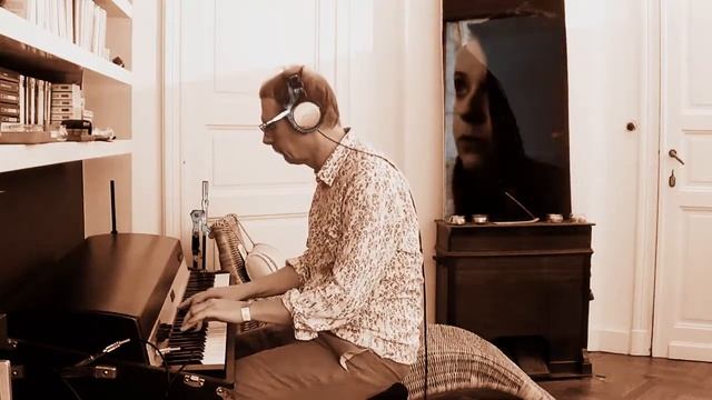 Lovelorn Dolls - After Dark (piano version) OFFICIAL смотреть онлайн