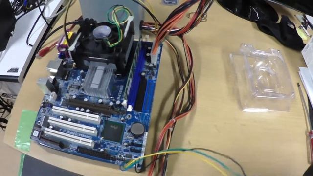 15 1 5 Core 2 Quad Q6600 FAN確認 смотреть онлайн