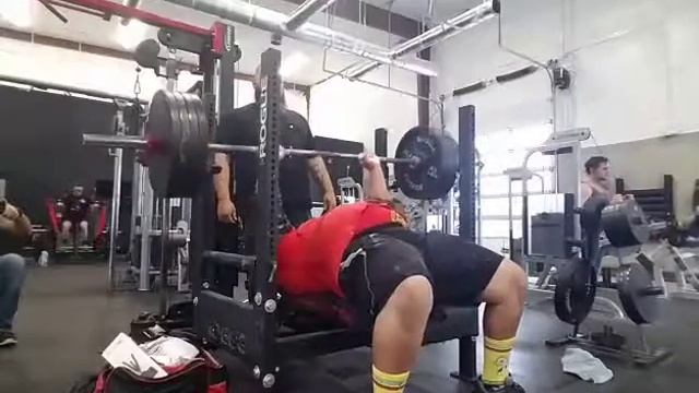 530, 520,500 X 2, 405 X 9 Bench Press at Iron Alysum смотреть онлайн