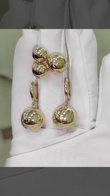 Комплект Шарики золото 585 Вес изделия 12,7 грамм, 18 раз Цена 48.800₽ торга нет.Вотсап+79154257961 смотреть онлайн