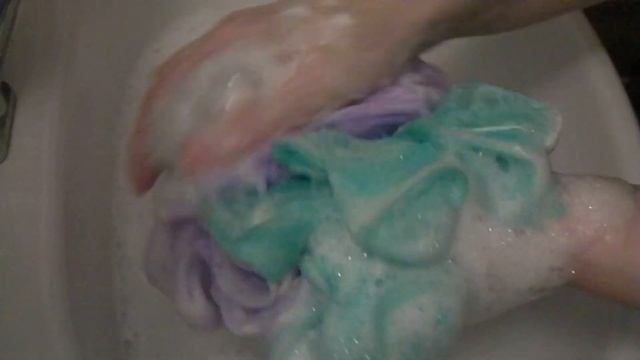 ASMR Soapy sounds lathering смотреть онлайн