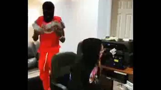 Снипет новой песни 6ix9ine 1ЧАС