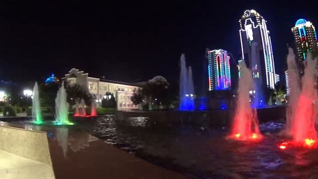 Город Грозный центр вечером