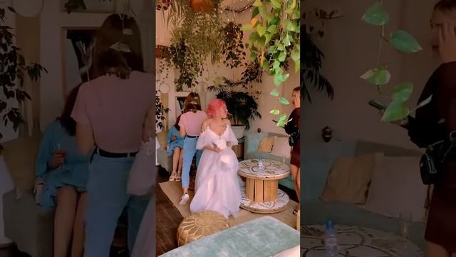Свадебная вечеринка в фотостудии 🌿