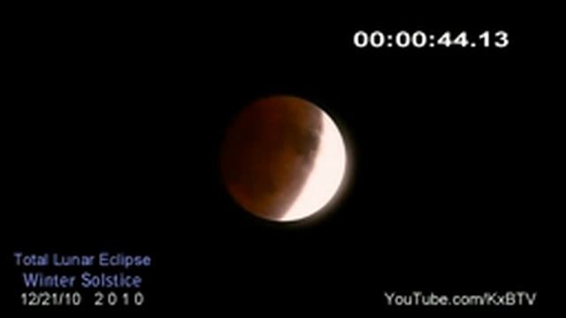 Winter Solstice Total Lunar Eclipse 2010 - TIME-LAPSE_(360p).avi смотреть онлайн