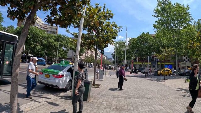 Tirana Albania , lets take a walk . смотреть онлайн