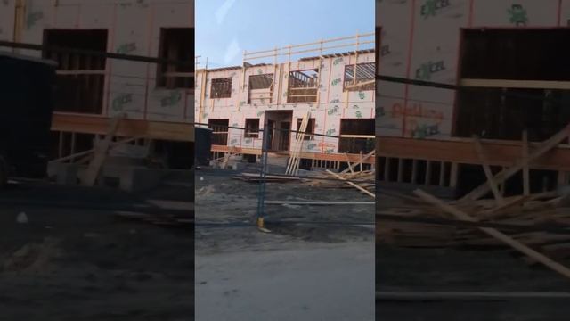 Канада. Фанерные таунхаусы. смотреть онлайн