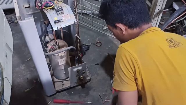এসিতে ঠান্ডা কমে গেলে করনীয় কি / ac cooling problem / Rj Raju смотреть онлайн