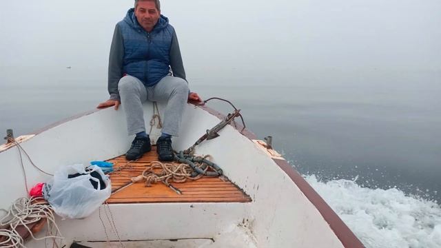 9.9 hp 4 zamanlı mercury (220 kg 4.20 tekne) 2 kişi 180 kg durgun su смотреть онлайн