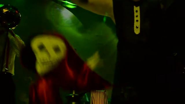 Серебряная свадьба - 16 - Скок-поскок - Live@Sullivan Room смотреть онлайн