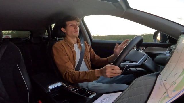 Deze Chinese krachtpatser heeft wél een verbrandingsmotor! смотреть онлайн