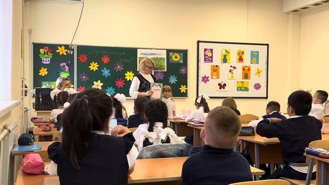 Классный час «последний звонок» прощай 1 класс здравствуй 2 класс. Ева закончила 1 класс отличницей смотреть онлайн