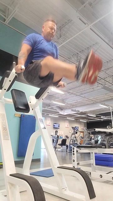 Fit over 66 - Wow I feel good - L leg lifts after hip replaced смотреть онлайн