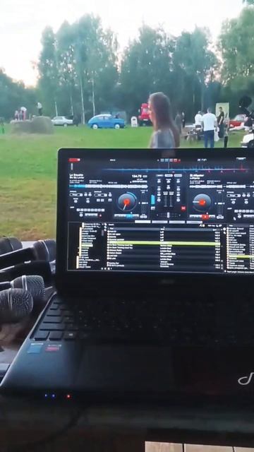 Ретро Дэнс short смотреть онлайн