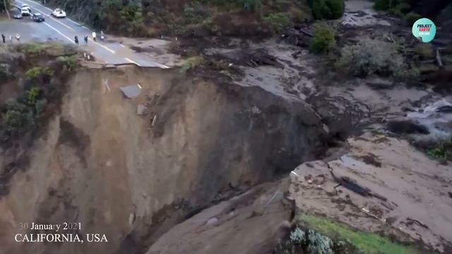 Massive Landslides caught on camera. World's most shocking landslides Episode Two. смотреть онлайн