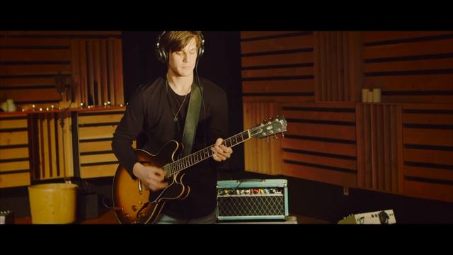 Guitar (Electric) M72s - Mercury Recording Equipment - Studio Microphone Amplifier Demo смотреть онлайн