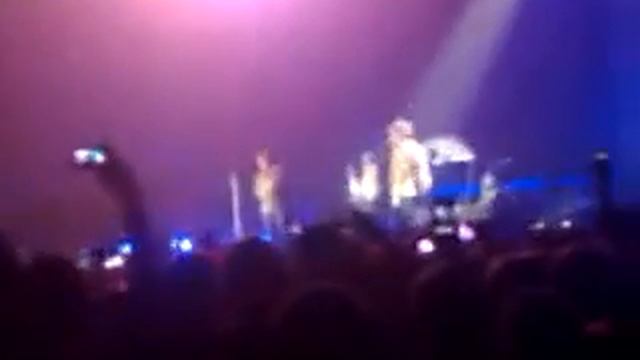 Bruno Mars koncert live the lazy song смотреть онлайн