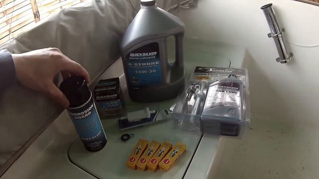 Nautisme #9, Présentation du kit révision pour un Mercury 50 cv 4 temps. смотреть онлайн