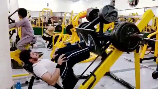 Leg press 280 Kg ( Light weight baby ) смотреть онлайн