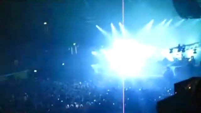 30 Seconds to Mars beginning of concert + night of the hunter смотреть онлайн