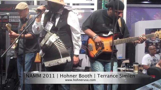 Terrance Simien Plays the Hohner Booth at NAMM 2011 смотреть онлайн