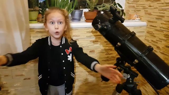 МАРС АТАКУЕТ или как разбить камеру оператора/Тоня путешествует по космосу смотреть онлайн