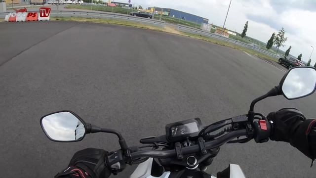 Besser Motorradfahren lernen - Mit einer Übung leiwand Motorrad fahren trainieren смотреть онлайн