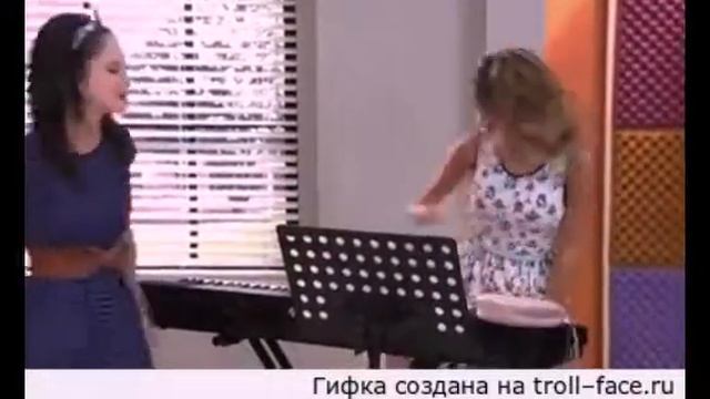 Виолетта, Франческа и Камилла || подруги смотреть онлайн
