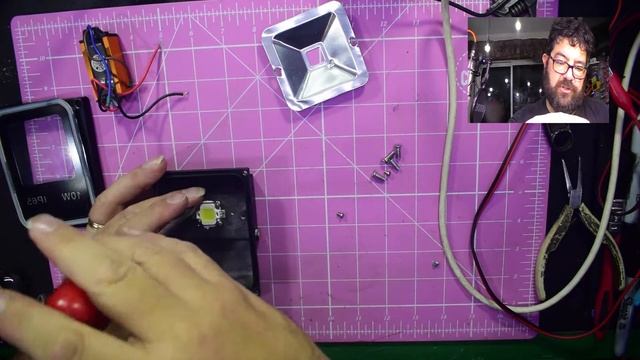 10w LED Floodlight Fix смотреть онлайн